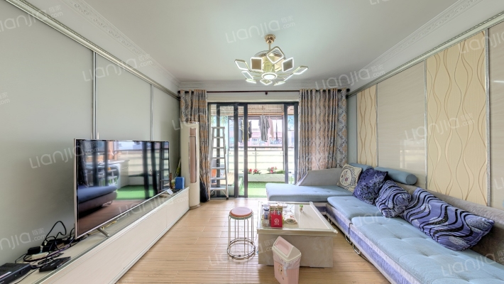 君悦豪庭三期二手房实景图