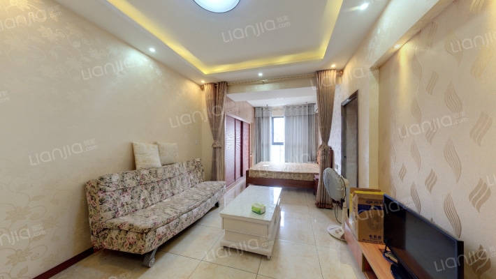 东衡爱地社区二手房实景图