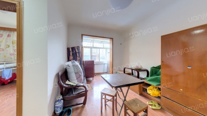 后九万方一村18号二手房实景图