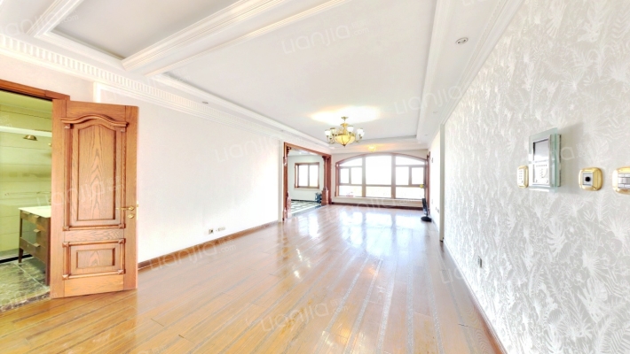 壹江南二手房实景图