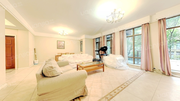 麓山国际塞尔维蒙二手房实景图