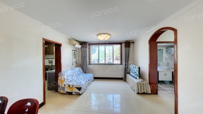 临泓路6号院二手房实景图