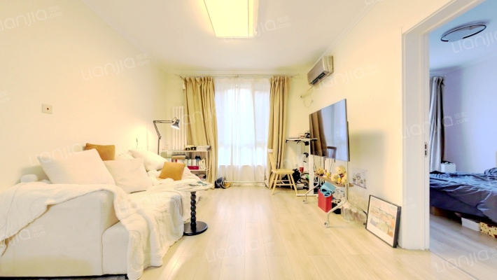 顺驰蓝调二手房实景图