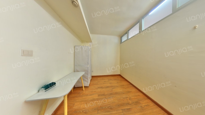 圣淘沙大厦二手房实景图