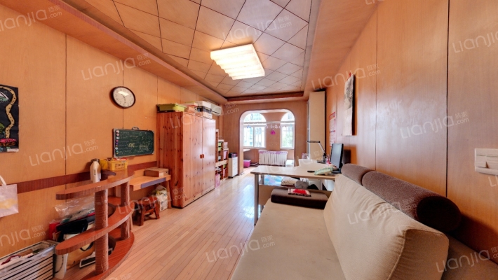 万泰花园小区二手房实景图