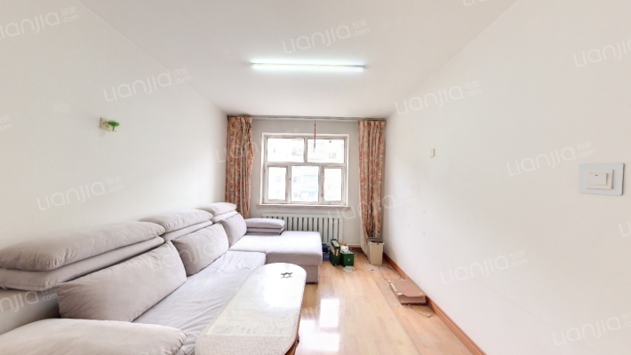 拖拉机宿舍二手房实景图