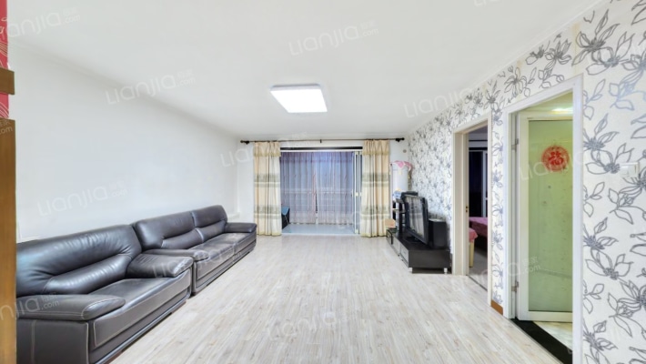 阳光绿苑二手房实景图