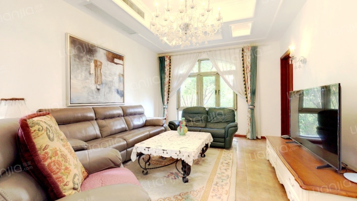 九龙仓国宾一号二手房实景图