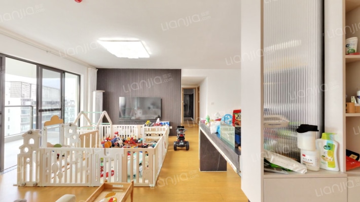 凯旋1号上水湾二手房实景图