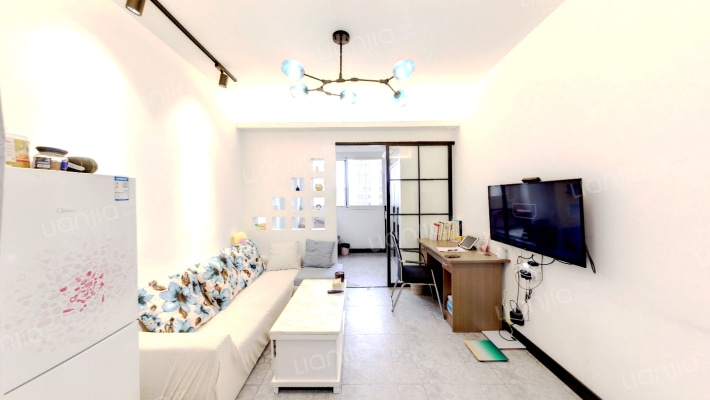 水岸蓝庭二手房实景图