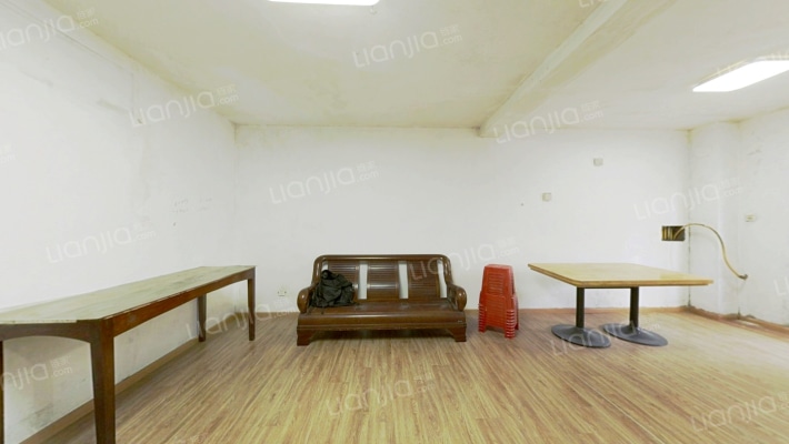 怡园新苑二手房实景图