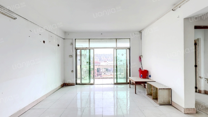 国信楼二手房实景图