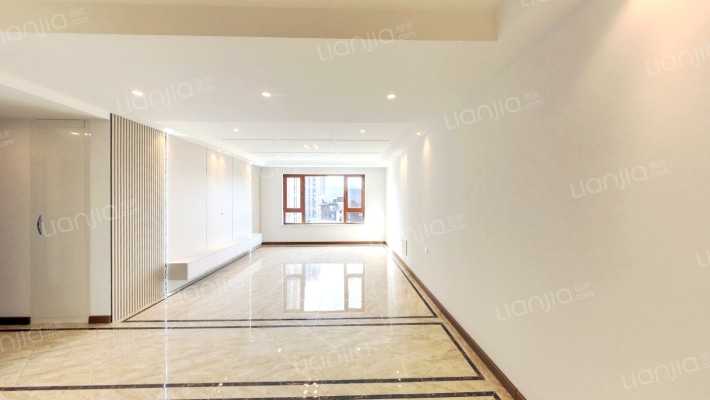 中南旭辉和樾二手房实景图