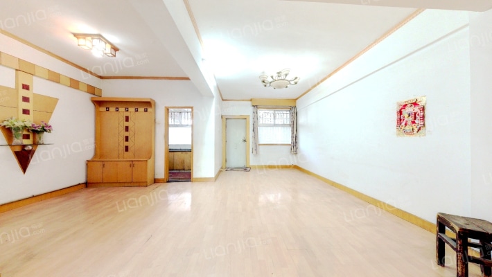 人智里二手房实景图