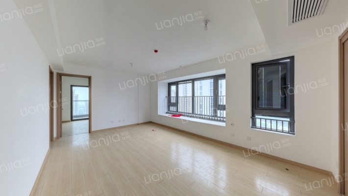 誉澜颂二手房实景图