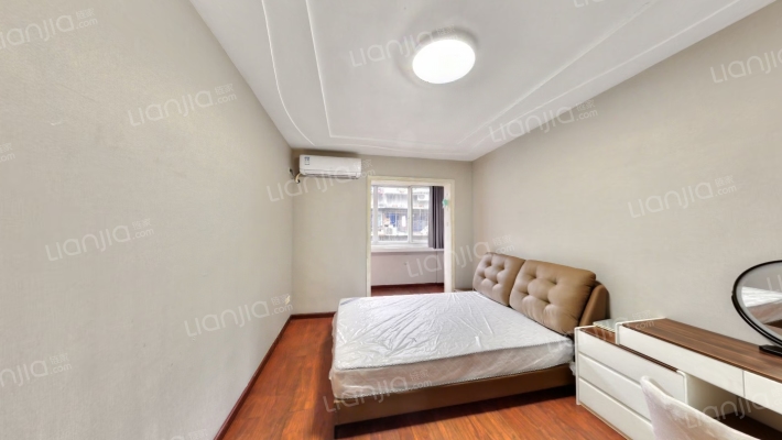 暑袜北一街138号二手房实景图