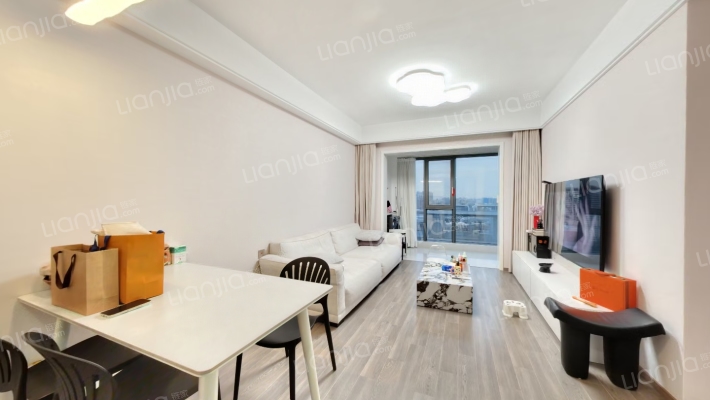 保利栖月雅园二手房实景图