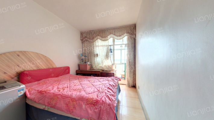 新华四村二手房实景图