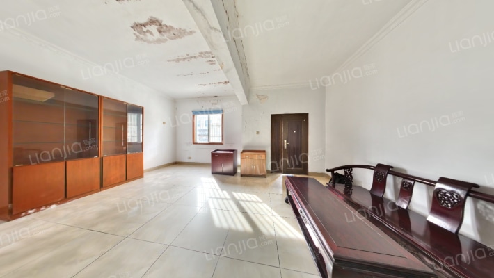 灵岩花园别墅二手房实景图