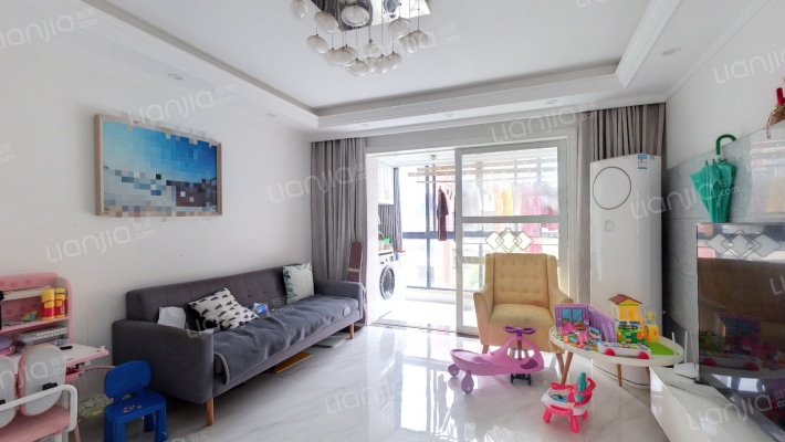 依山蝶院二手房实景图