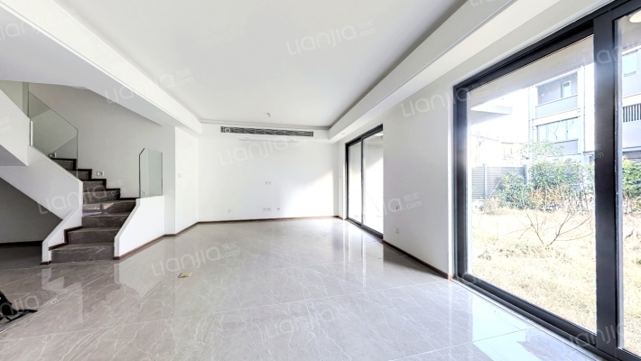 华侨城时光小镇二手房实景图