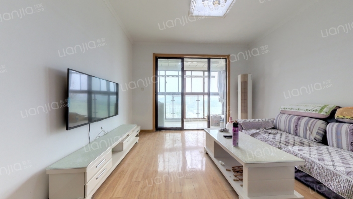 新里西斯莱公馆二手房实景图