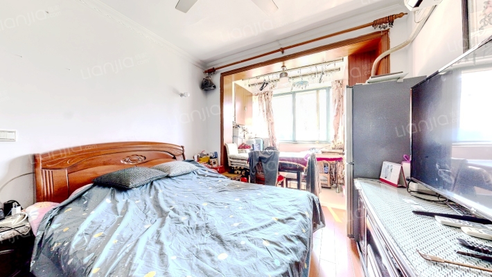 凌兆新村(上浦路69弄)二手房实景图