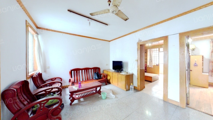 花亭农贸市场二手房实景图