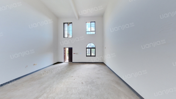 融创凡尔赛花园Ⅱ期二手房实景图