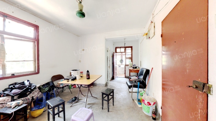 泉塘小区二区二手房实景图