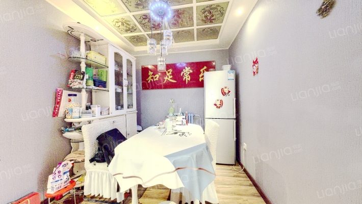 劳动村社区二手房实景图