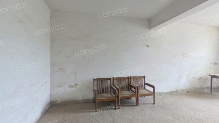 易赖街72号二手房实景图