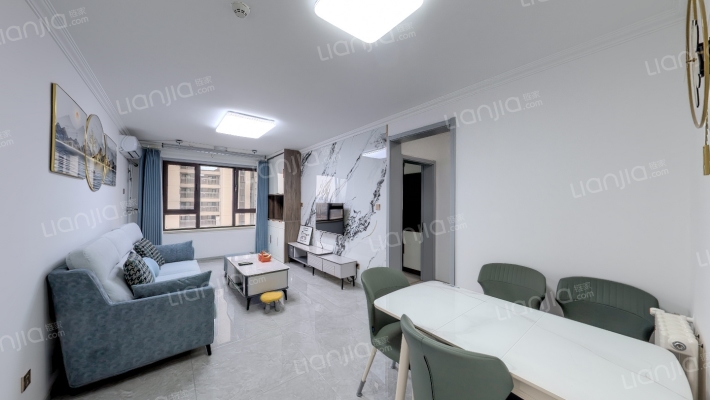 鲁商蓝岸公馆二手房实景图