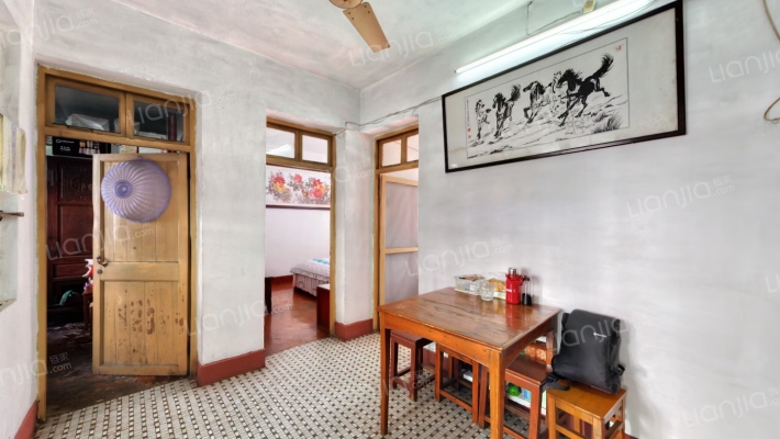 稽山路二手房实景图