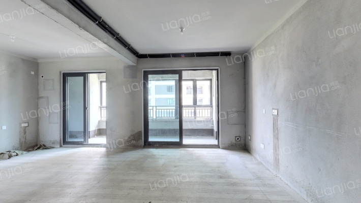 新华都汇中心二手房实景图