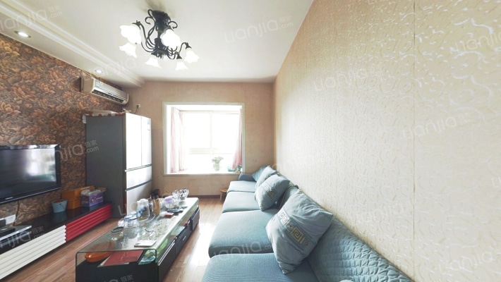 中德江湾丽景二手房实景图