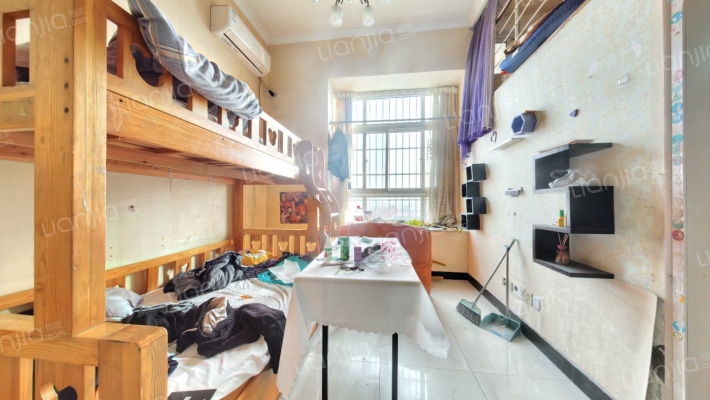 龙之天地二手房实景图