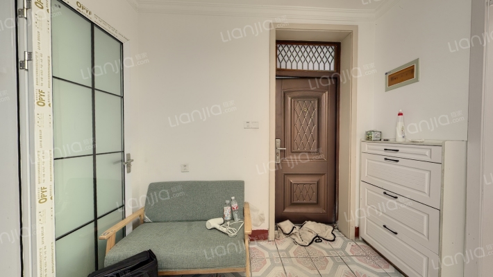 房产工程处院内宿舍二手房实景图