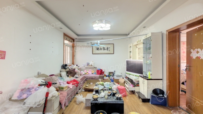 宅东安置小区二手房实景图