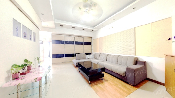 德盛大厦二手房实景图