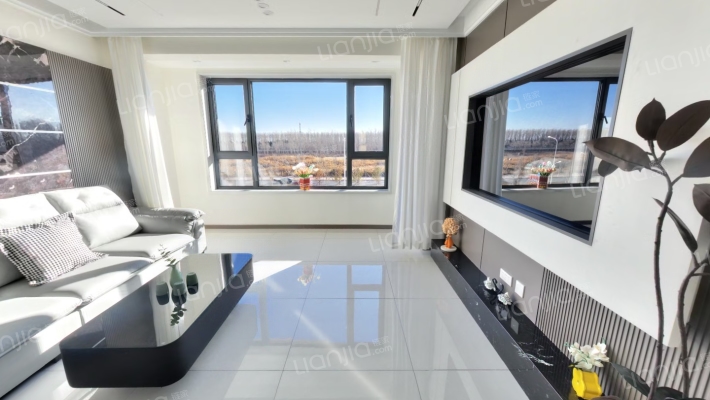 隆都世界湾二手房实景图