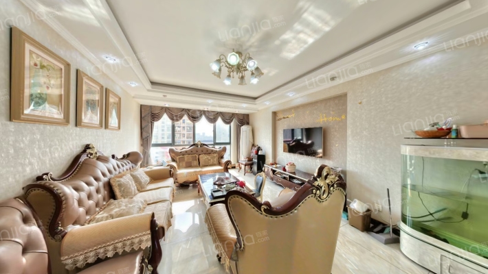 鸿盛铭邸二手房实景图