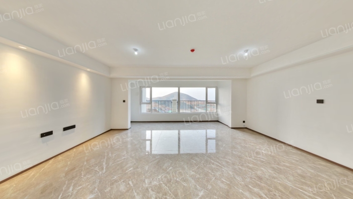 万科城山望二手房实景图