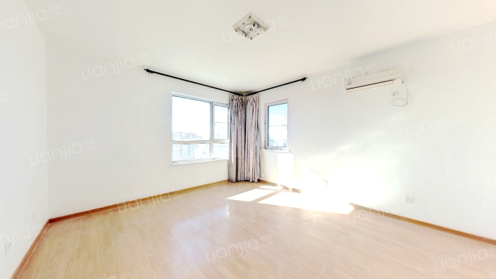 英俊名邸二手房实景图