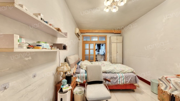 秦岭路25号院二手房实景图