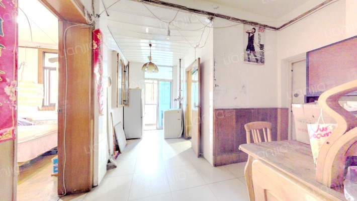 灯笼街108号二手房实景图