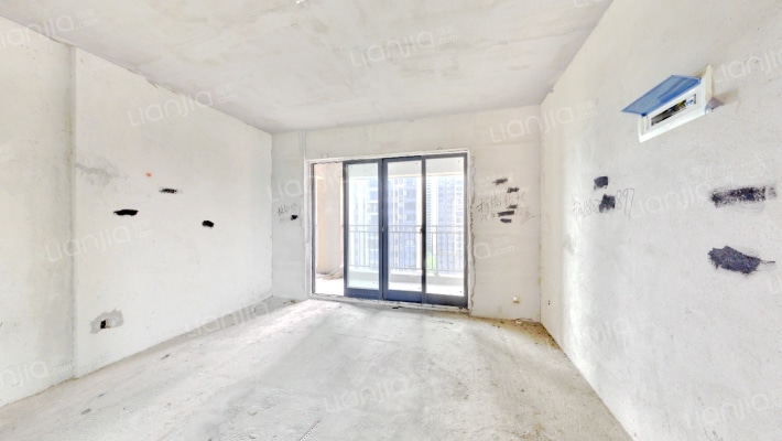 凤凰新城一期二手房实景图