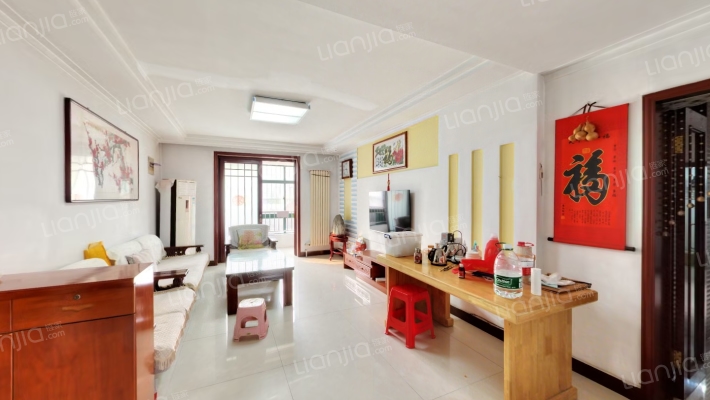 三三公寓二手房实景图