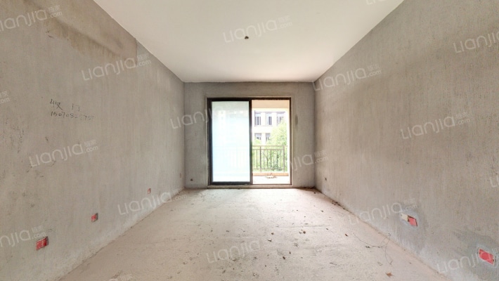 保利蓝海嘉居二手房实景图