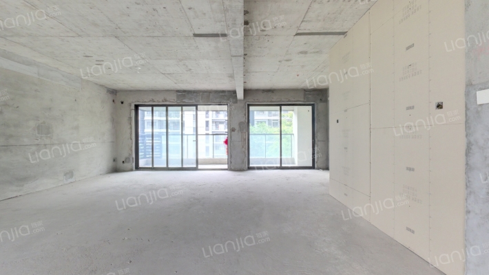 龙湖舜山府二手房实景图